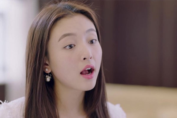 Bố ốm nặng gọi vợ chồng tôi về gặp mặt, ông tuyên bố sẽ bán hết đất đai và chia làm đôi, một nửa cho tôi còn một nửa cho người mà tôi không ngờ tới-3