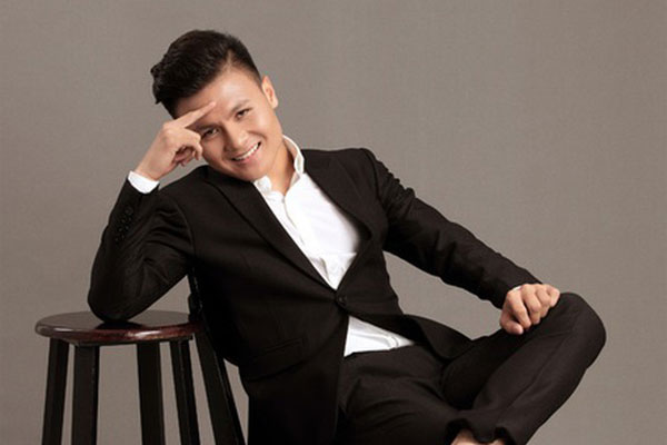 Từ Quang Hải chưa là gì cả, có nên lo cho Văn Hậu sau giấc mơ tan tành của bầu Đức?-5