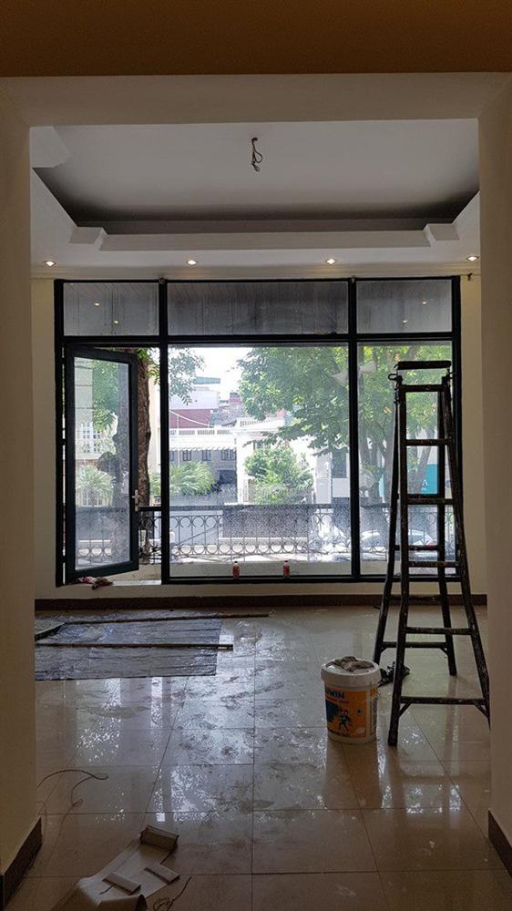 Thuê lại 45m² trong biệt thự Pháp cổ, 9X làm nên điều bất ngờ sau 3 tuần-3