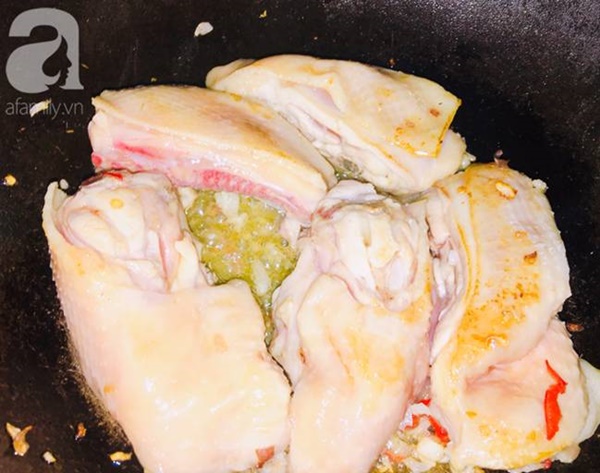 Gà rim mắm nhĩ mềm ngon đậm đà, ăn với cơm là số 1!-3