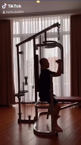 Anh trai Bảo Thy lần đầu hé lộ từng ngóc ngách căn biệt thự đang ở chẳng kém khách sạn 5 sao-4