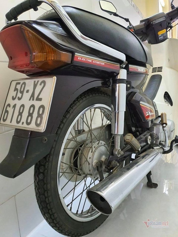 Honda Dream Thái 14 năm tuổi đời cuối giá 120 triệu-4