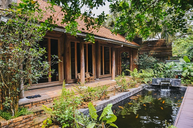 Ngôi nhà trong mơ trên đỉnh núi gần Hà Nội: Cá đầy ao, vườn đầy hoa trái-7