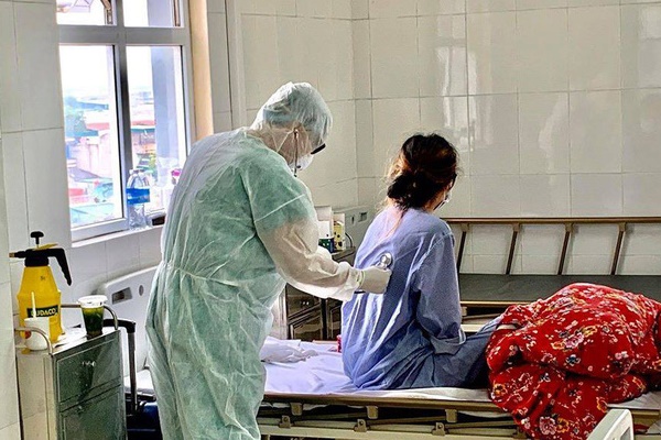 Sau 13 lần xét nghiệm, bệnh nhân Covid-19 số 50 tại Quảng Ninh đã âm tính 3 lần liên tiếp-1