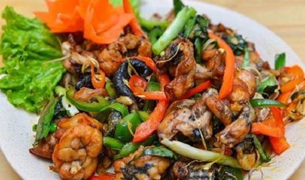 Ếch xào sả ớt đơn giản mà thơm ngon, nhà tôi ai cũng mê-1