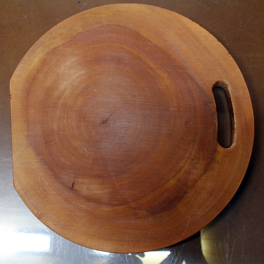 Thớt nào cũng có một chiếc lỗ nhỏ, nhưng 30 năm rồi, hôm nay tôi mới biết công dụng thực sự của nó-2