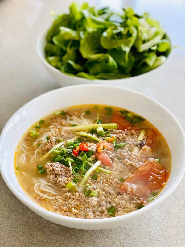 Siêu mẫu Hà Anh nấu ngon làm chồng ăn túi bụi, ông xã Tây ra tay cũng không vừa-10