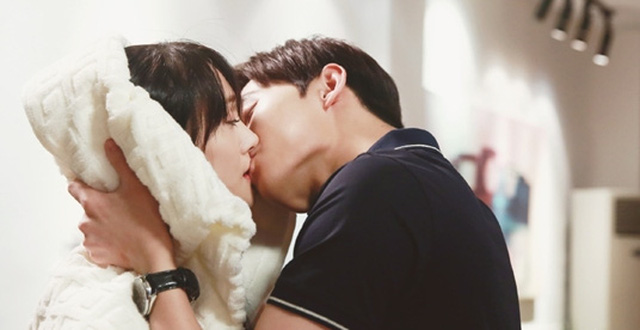 Từ vụ Lưu Thi Thi bị nghi quấy rối, CBiz lật lại chuyện Dương Tử hôi miệng, Angelababy... bọc môi khi quay cảnh hôn-8