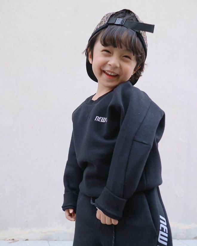 Con gái của Kim Tae Hee gây bão với hình ảnh xuống tóc sau khi phim đóng máy: Đã đáng yêu nay còn cưng hơn!-5