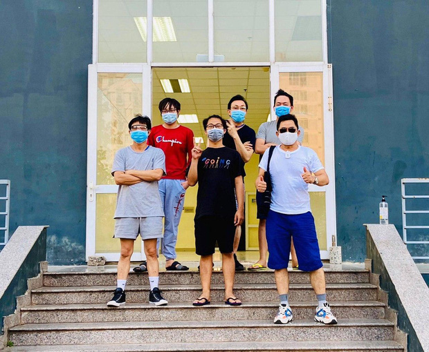 Danh hài Chí Tài đã chính thức hoàn thành 14 ngày cách ly tập trung, không quên ghi điểm bằng hành động nhỏ với bác sĩ-3