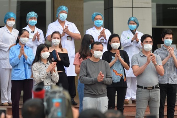 Vũ khí cực mạnh của dơi khiến virus tắt điện nhưng vô tình gây hại cho hệ miễn dịch người!-7