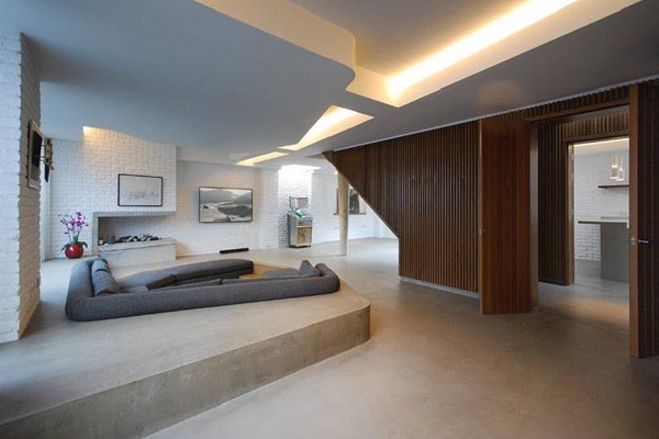 Bán nhà ở phố về trang trại sống, cặp vợ chồng táo bạo biến căn nhà cũ trông như hầm chứa thành không gian đẹp hệt ảnh tạp chí-23