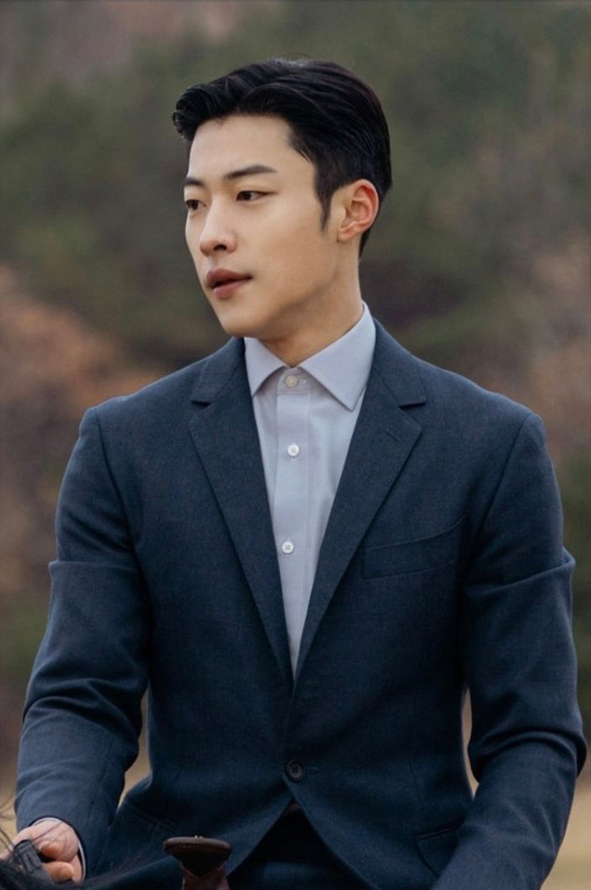 Dự đoán sức nóng Bệ Hạ Bất Tử của Lee Min Ho trước giờ G: Mẹ đẻ Hậu Duệ Mặt Trời bảo kê có át được bom tấn 19+ Thế Giới Hôn Nhân?-6