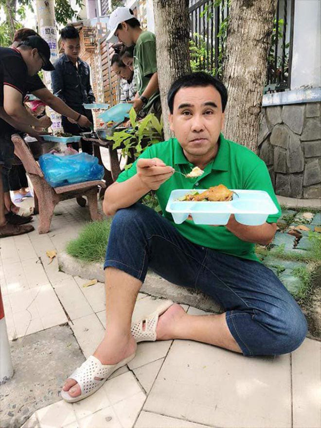 Bữa sáng đạm bạc và sở thích ăn uống của MC giàu nhất Việt Nam Quyền Linh-7