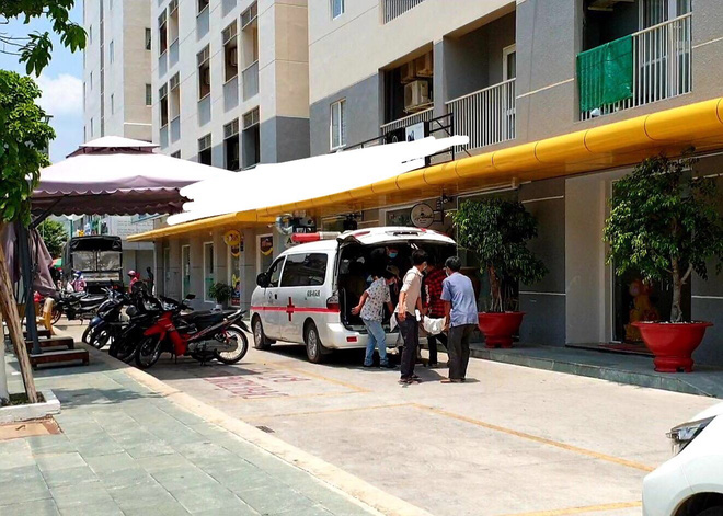 Phó Giám đốc công ty môi trường chết bốc mùi trong căn hộ ở chung cư-2