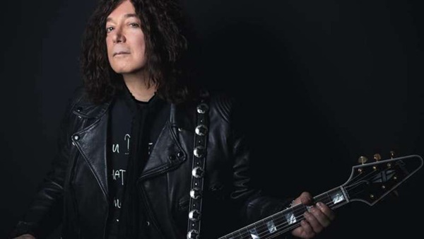 Showbiz thế giới bàng hoàng tiếc thương loạt sao đình đám qua đời vì COVID-19: Từ Vua hài Nhật đến tài tử Star Wars đều quá thương tâm-3