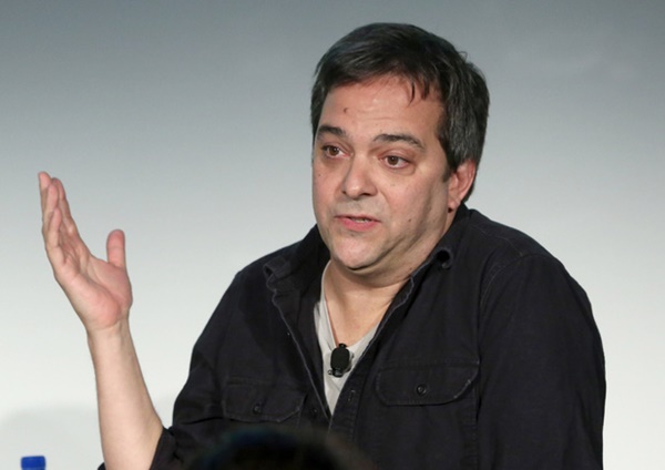 Showbiz thế giới bàng hoàng tiếc thương loạt sao đình đám qua đời vì COVID-19: Từ Vua hài Nhật đến tài tử Star Wars đều quá thương tâm-8