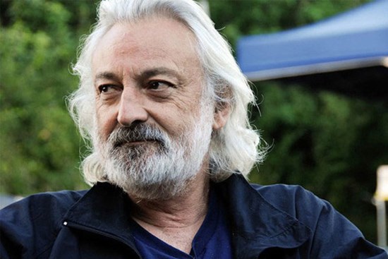 Showbiz thế giới bàng hoàng tiếc thương loạt sao đình đám qua đời vì COVID-19: Từ Vua hài Nhật đến tài tử 