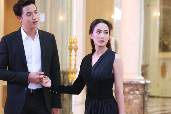 Vợ mới đẻ mổ xong, chồng làm loạn” đòi ly hôn giữa bệnh viện bằng loạt hành động cực sốc óc-3