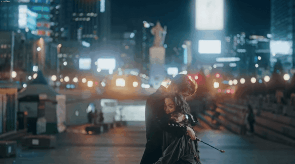 Bốn người mất mạng ở 15 phút đầu tập 1 Quân Vương Bất Diệt, drama thế giới song song của Lee Min Ho mở hàng cực căng-11