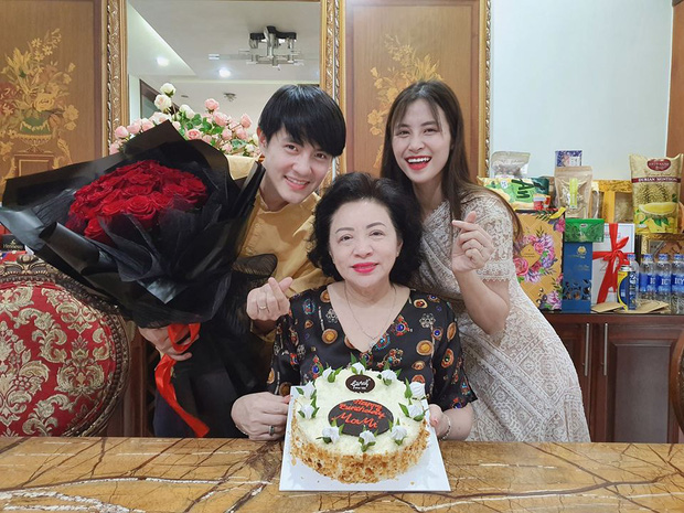 Đông Nhi xuất hiện tình tứ bên Ông Cao Thắng giữa tin đồn mang thai, chi tiết chiếc váy suông đặc biệt gây chú ý-6