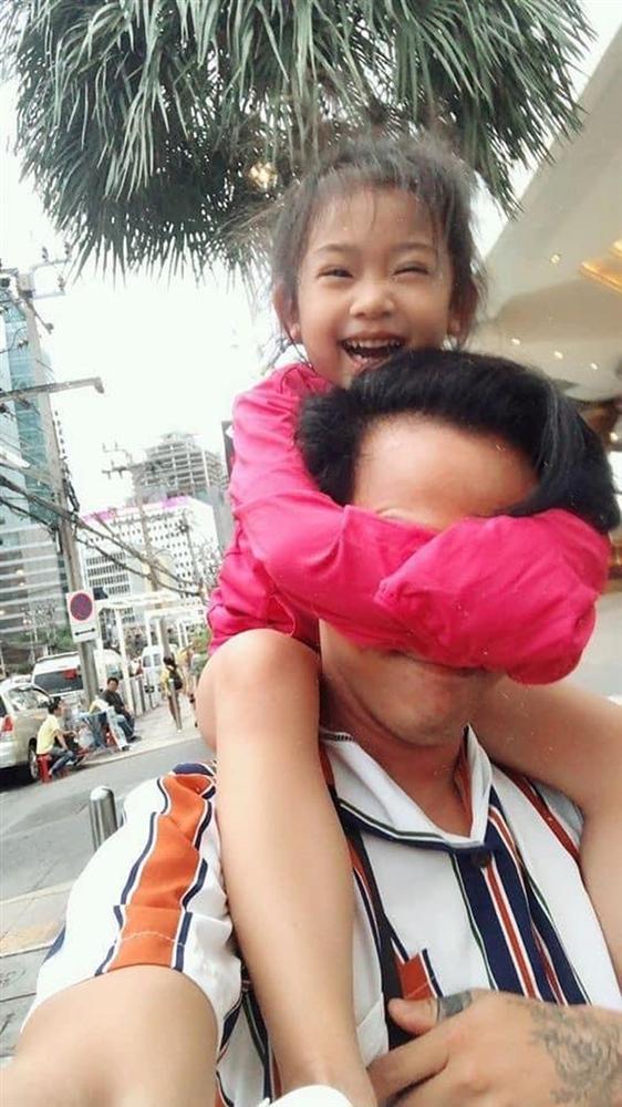 Những hình ảnh mới nhất của bé Lavie, dự kiến cuối tháng Phùng Ngọc Huy sẽ về nước đón con-2