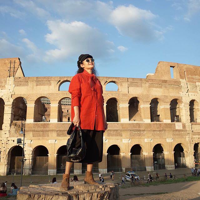 Mẹ nuôi của Chi Pu lộ mặt, U50 mà ăn diện trẻ trung như chị em với con gái-7