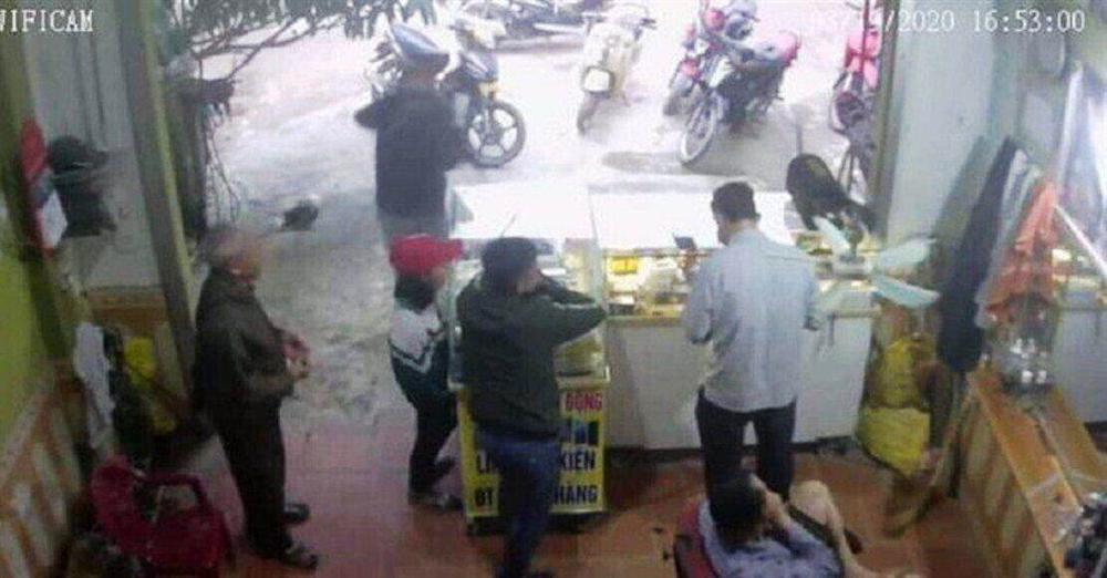 Chân dung kẻ dụ dỗ nữ sinh lớp 8 bỏ nhà vào Tây Nguyên sống như vợ chồng-2