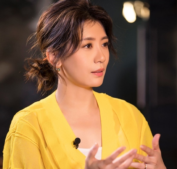 Sao Hoa ngữ ám ảnh vì bị ấu dâm, có cả thầy giáo biến thái gạ gẫm-2