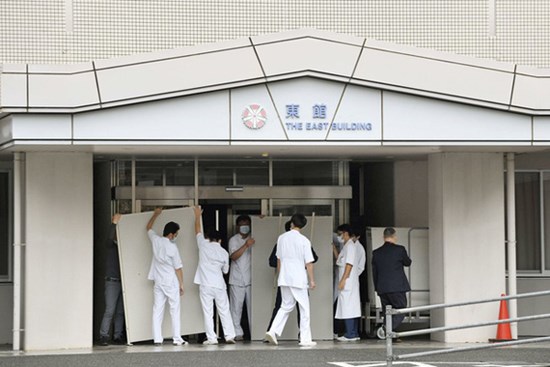 Bệnh nhân khó thở bị hơn 80 nơi từ chối nhập viện, hé lộ nguy cơ 'vỡ trận' của Nhật Bản trước làn sóng lây nhiễm thứ hai trong dịch Covid-19