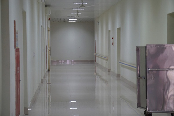 Hải Phòng: Tiếp nhận trở lại ca nghi nhiễm COVID-19 từng xét nghiệm 3 lần âm tính-1