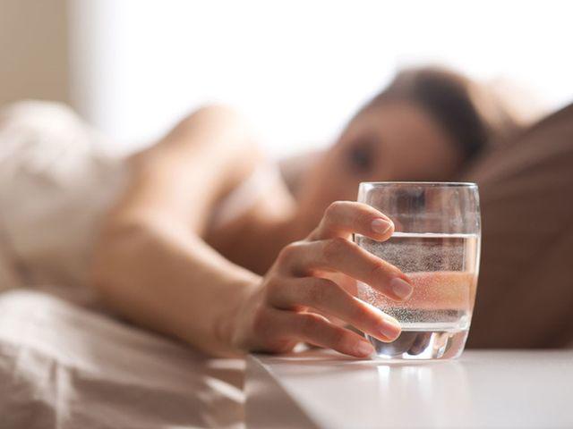 Uống nước vào 5 thời điểm này, cơ thể nhận nhiều đặc quyền mà không thần dược nào làm được-2