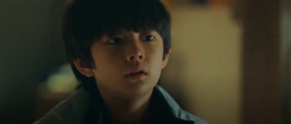 Giải ngố tập 1 Quân Vương Bất Diệt: Nữ chính 4 tuổi đã đi cứu Lee Min Ho, loạn não các mốc thời gian vì vũ trụ song song?-17