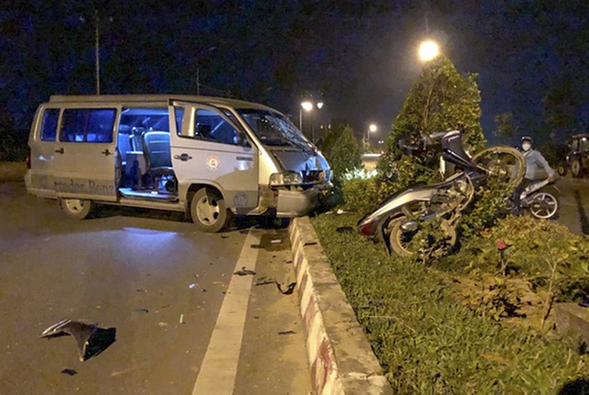 Tai nạn giao thông nguy kịch, dân gọi 115 không nghe máy-1