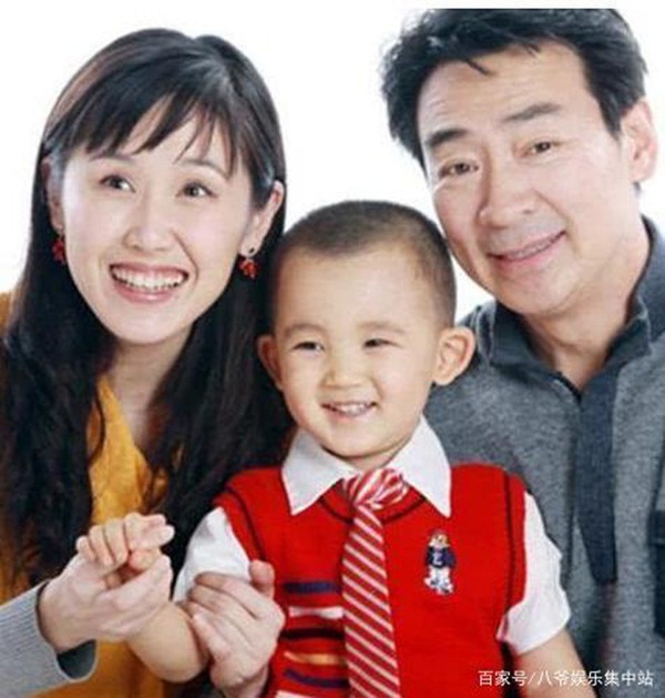 Tài tử Tiếu ngạo giang hồ: Lấy vợ kém 21 tuổi, cuộc sống U70 ra sao?-7