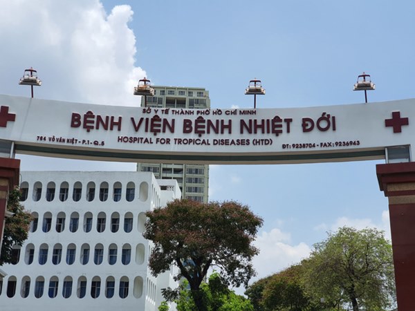 Tin vui: Nam phi công người Anh đã âm tính với SARS-CoV-2, chức năng phổi có cải thiện-1