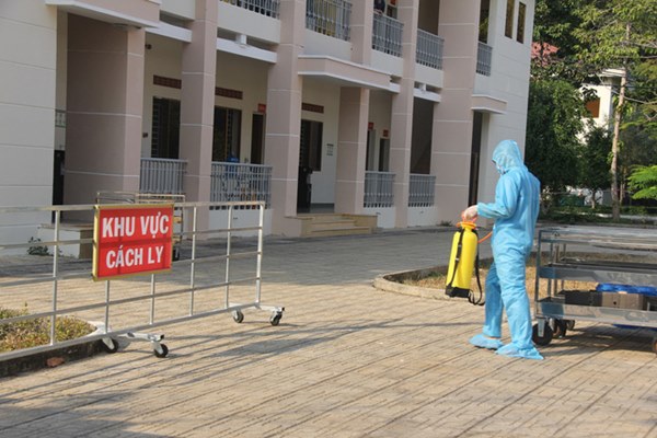 Tin vui: Nam phi công người Anh đã âm tính với SARS-CoV-2, chức năng phổi có cải thiện-3