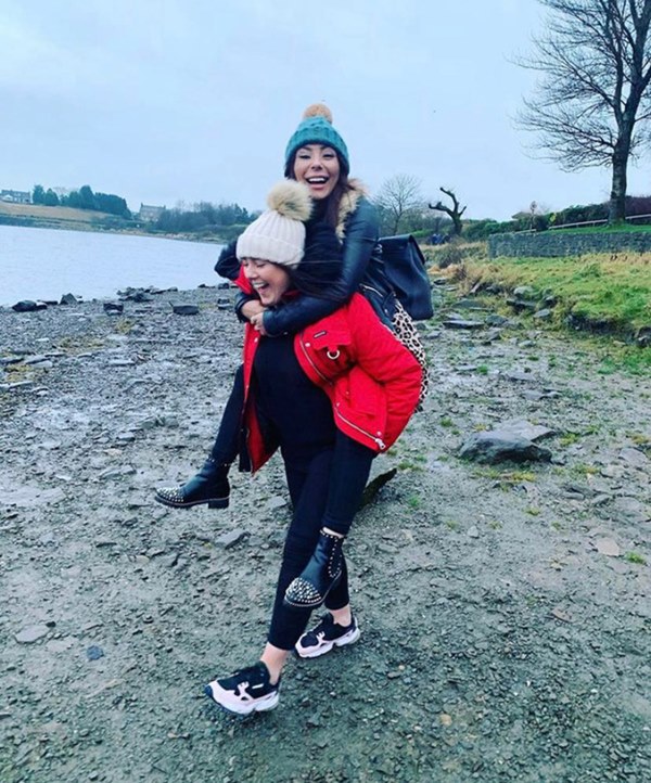 Chuyến chu du khắp thế giới bỗng hóa thảm kịch chỉ vì chiếc xe máy, gương mặt nữ giáo viên bị hủy hoại khiến người thân không thể nhận ra-5