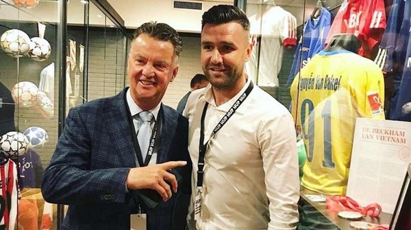 Van Bakel chuyển hướng sau khi giúp Văn Hậu sang Hà Lan-1