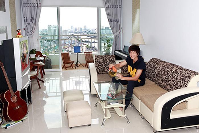 Căn hộ giản dị của diễn viên Huỳnh Anh vướng tin đồn hẹn hò Hồng Quế-5