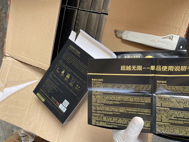 ‘Hoa hậu công sở’ - bà chủ kho mỹ phẩm lậu khủng vừa bị phát hiện là ai?-2