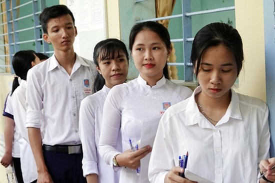 Lưu ý: Thêm 1 tỉnh thành quyết định giảm bớt môn thi vào lớp 10, lịch thi của một số tỉnh thành hiện như sau