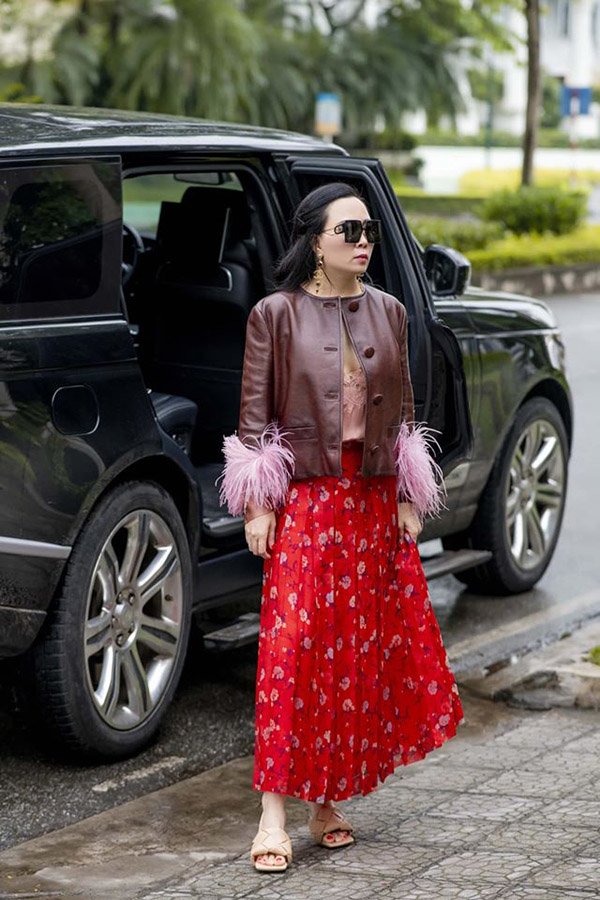 Phượng Chanel đụng hàng với Hồ Ngọc Hà: Người đắp hàng hiệu nhiều hơn lại thua đau mới khổ-2