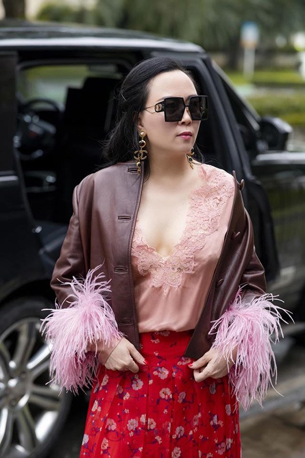 Phượng Chanel đụng hàng với Hồ Ngọc Hà: Người đắp hàng hiệu nhiều hơn lại thua đau mới khổ-3