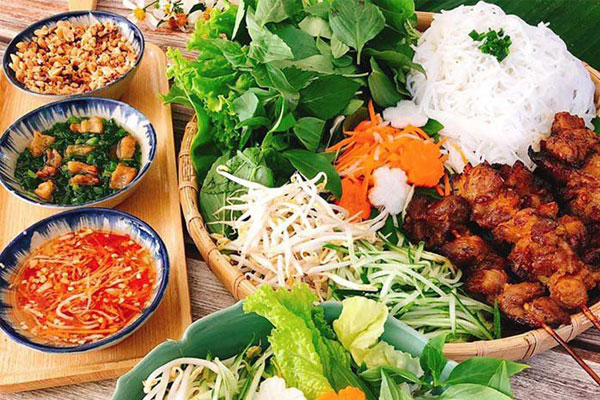 Nhật Kim Anh ra tay làm 2 món ăn chơi ngon miệng, fan khen: Đã đẹp lại giỏi đa chiều-16