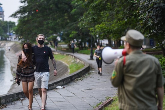 Sẵn sàng ‘chung sống an toàn với dịch’ nhưng tuyệt đối không chủ quan