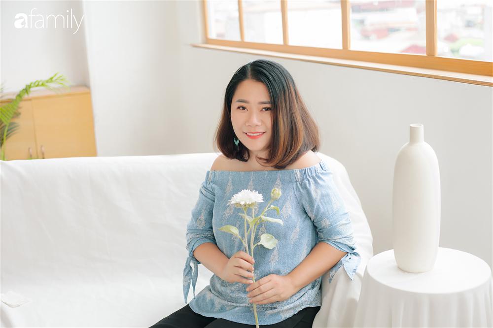 Vượt qua cú sốc con tự kỷ, nữ giám đốc ở Hà Nội đóng 4 cơ sở dạy tiếng Anh, đổi mọi công sức và tiền bạc lấy... 3 giây con nhìn vào mắt mình-1