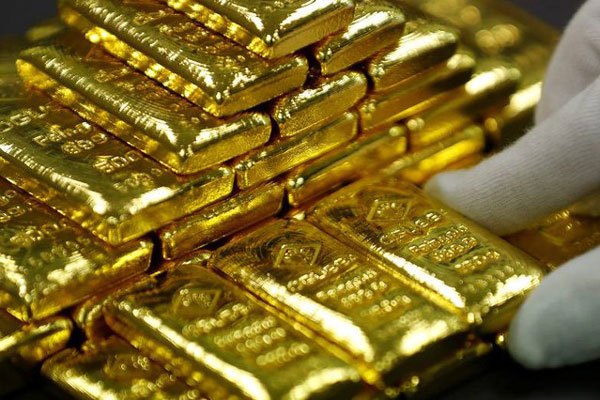 Giá vàng hôm nay 22/4, vàng giảm mạnh, dầu rơi không đáy-2