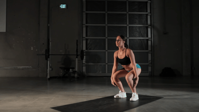 Giảm bụng thần tốc là có thật: Bà mẹ trải qua 3 lần sinh nở, ăn uống tĩ tã vẫn có được eo săn gọn nhờ lịch trình tập chỉ 15 ngày-5