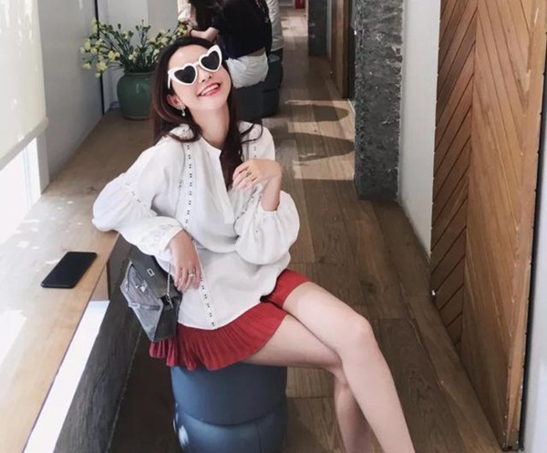 Bị vợ chủ tịch Taobao dằn mặt công khai, công ty của Tuesday nổi tiếng bậc nhất MXH Trung Quốc lao đao tổn thất 497 tỷ đồng sau 1 đêm-1